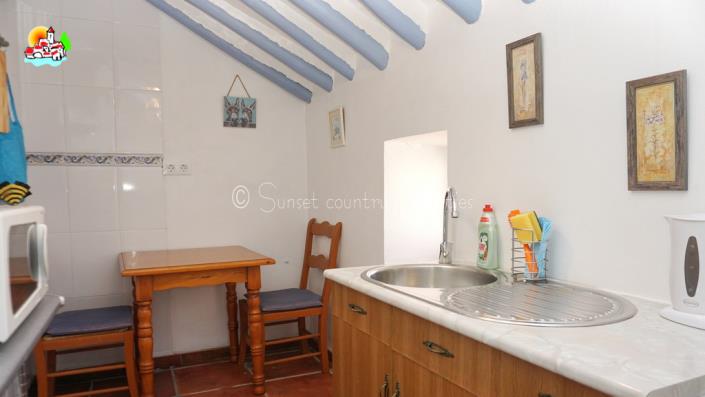 Image No.38-4 Bed Country Property for sale