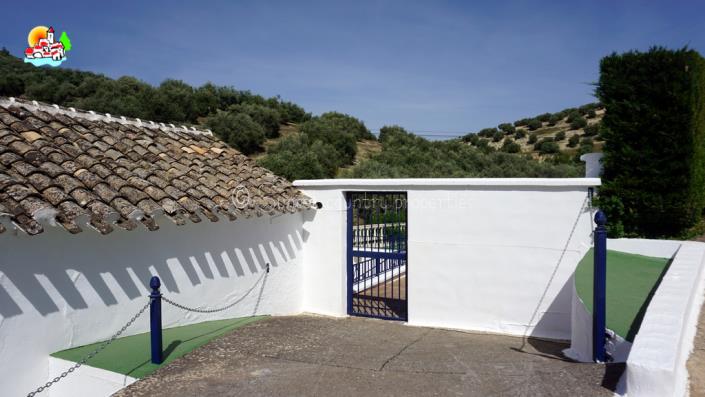 Image No.39-4 Bed Country Property for sale