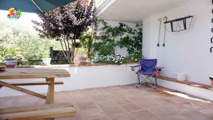 Image No.43-4 Bed Country Property for sale