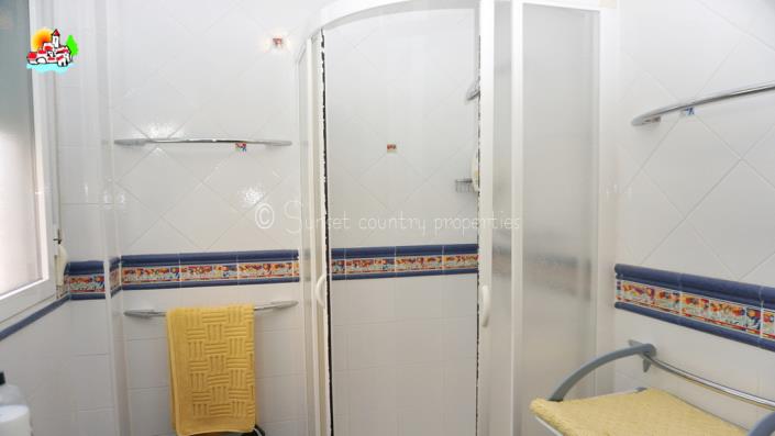 Image No.25-Villa / Détaché de 3 chambres à vendre à Villanueva de Tapia