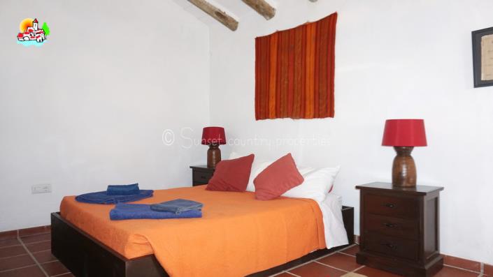 Image No.27-6 Bed Country Property for sale