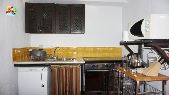 Image No.42-6 Bed Country Property for sale