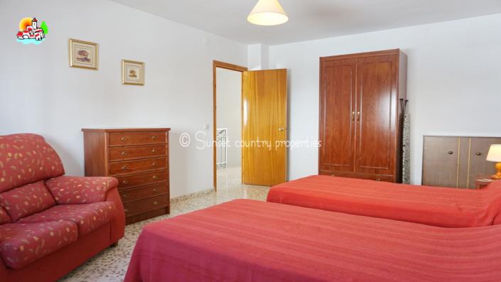 Image No.25-Maison de ville de 3 chambres à vendre à Rute