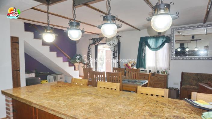 Image No.11-7 Bed Country Property for sale