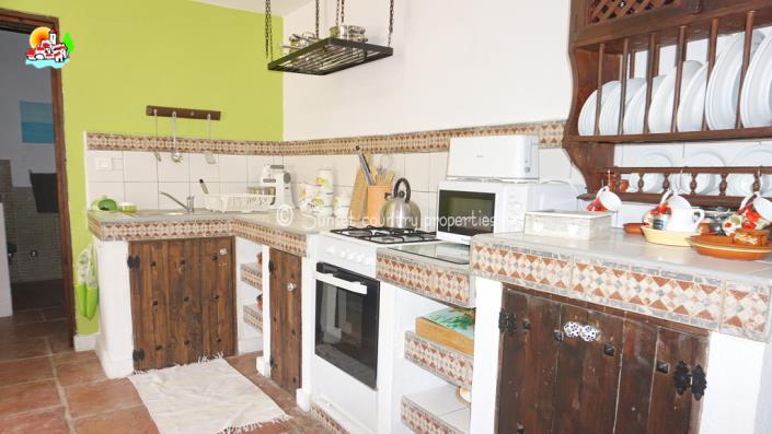 Image No.33-7 Bed Country Property for sale