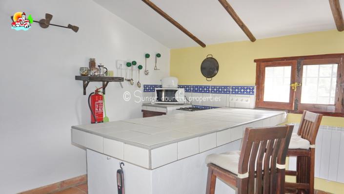 Image No.40-7 Bed Country Property for sale