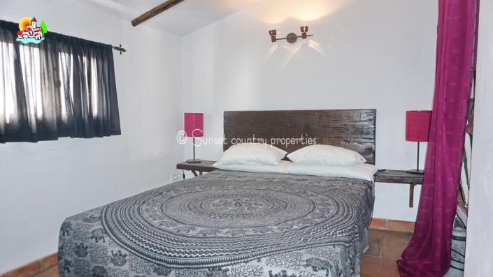 Image No.41-7 Bed Country Property for sale