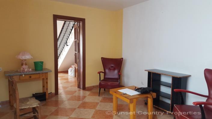 Image No.3-Maison de ville de 3 chambres à vendre à Rute