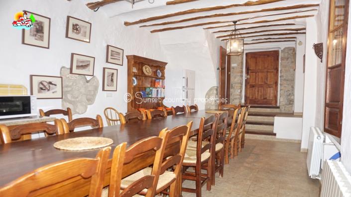 Image No.15-Ferme de 9 chambres à vendre à Iznájar