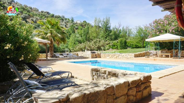 Image No.45-Ferme de 9 chambres à vendre à Iznájar