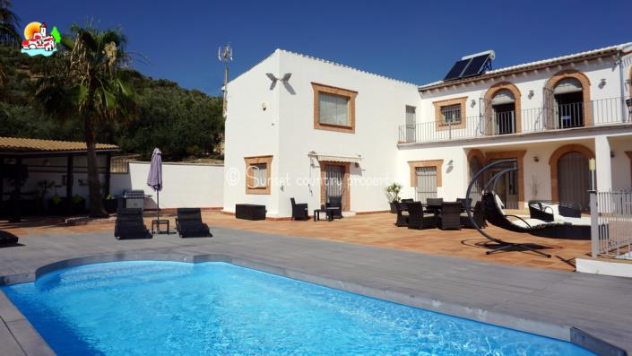 Image No.3-Propriété de pays de 5 chambres à vendre à Iznájar