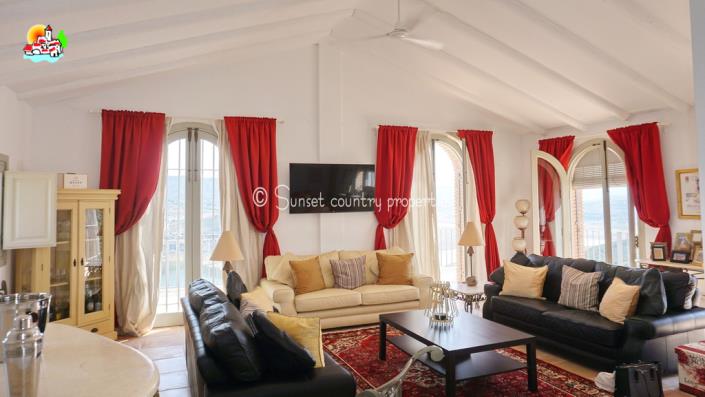 Image No.13-Propriété de pays de 5 chambres à vendre à Iznájar