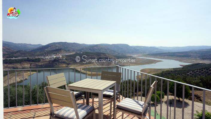 Image No.21-Propriété de pays de 5 chambres à vendre à Iznájar