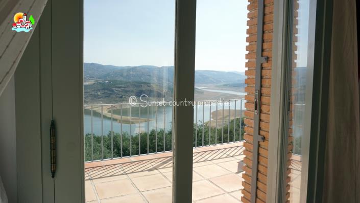 Image No.20-Propriété de pays de 5 chambres à vendre à Iznájar