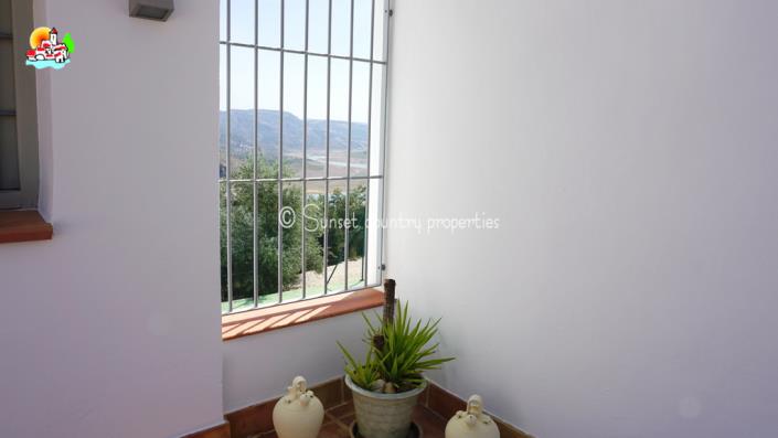 Image No.57-Propriété de pays de 5 chambres à vendre à Iznájar