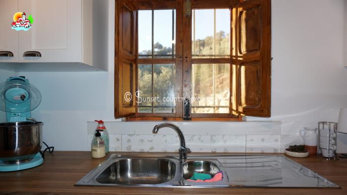 Image No.11-4 Bed Country Property for sale