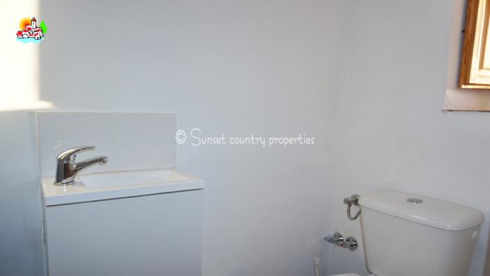 Image No.35-4 Bed Country Property for sale