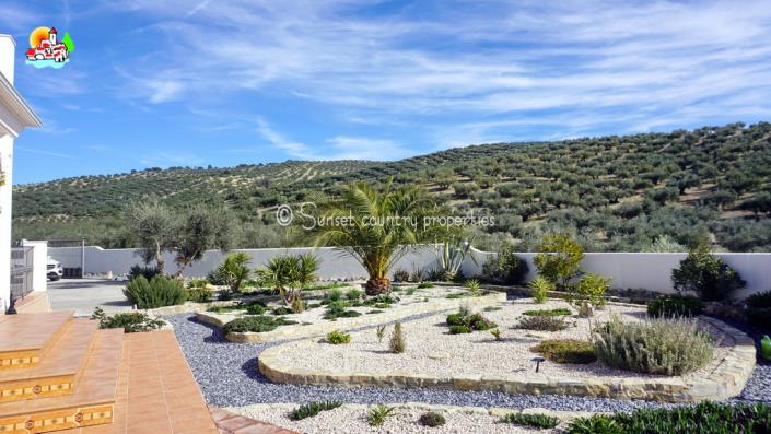 Image No.21-Maison de campagne de 4 chambres à vendre à Algarinejo