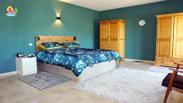 Image No.32-Maison de campagne de 4 chambres à vendre à Algarinejo