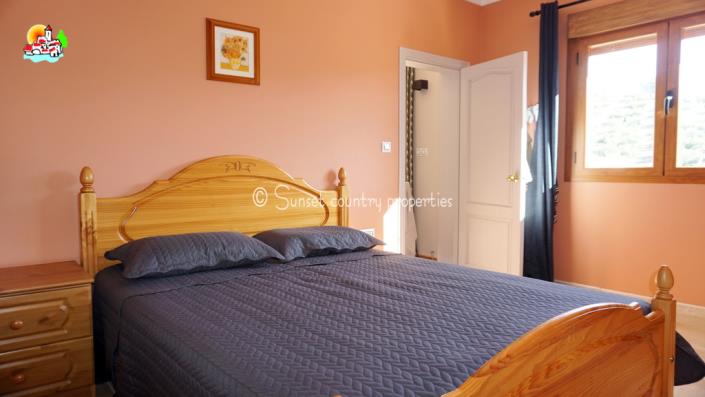 Image No.38-Maison de campagne de 4 chambres à vendre à Algarinejo