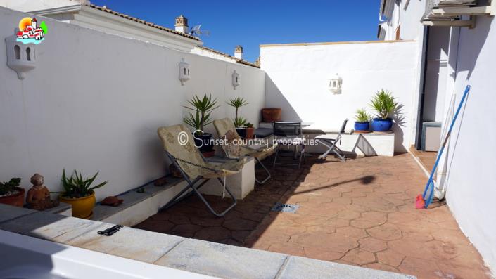 Image No.4-Maison de ville de 4 chambres à vendre à Iznájar