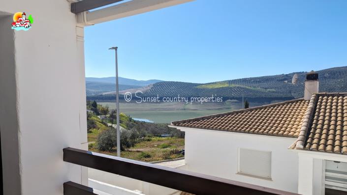 Image No.5-Maison de ville de 4 chambres à vendre à Iznájar