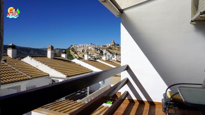 Image No.9-Maison de ville de 4 chambres à vendre à Iznájar