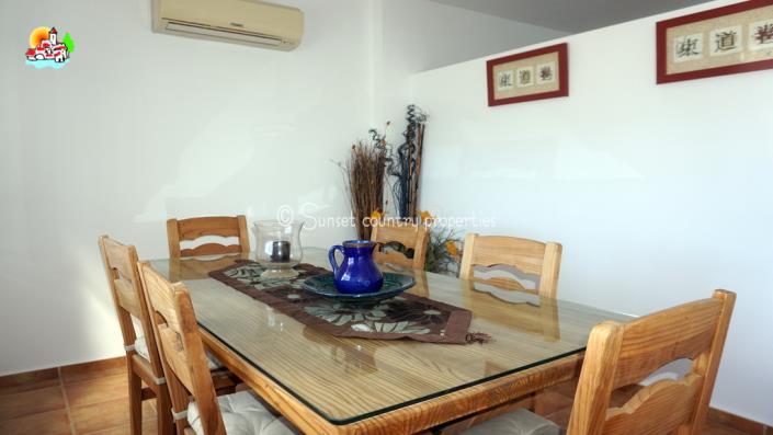 Image No.12-Maison de ville de 4 chambres à vendre à Iznájar