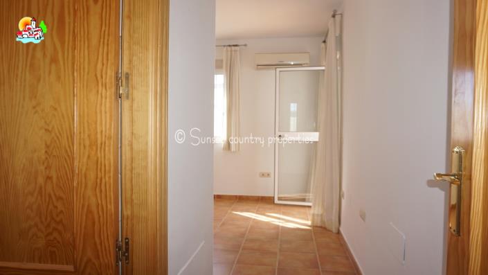 Image No.23-Maison de ville de 4 chambres à vendre à Iznájar