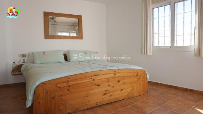 Image No.24-Maison de ville de 4 chambres à vendre à Iznájar