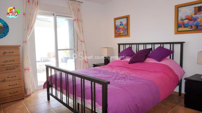 Image No.31-Maison de ville de 4 chambres à vendre à Iznájar