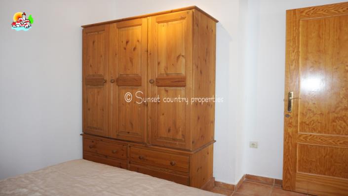 Image No.35-Maison de ville de 4 chambres à vendre à Iznájar