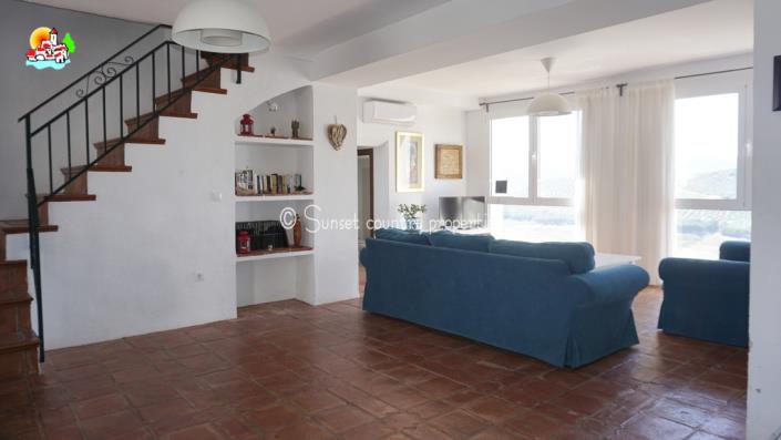 Image No.6-Maison de ville de 3 chambres à vendre à Iznájar