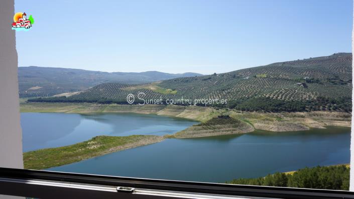 Image No.8-Maison de ville de 3 chambres à vendre à Iznájar