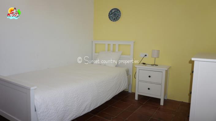 Image No.37-Maison de ville de 3 chambres à vendre à Iznájar