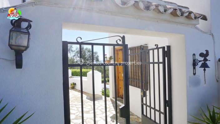 Image No.5-4 Bed Country Property for sale