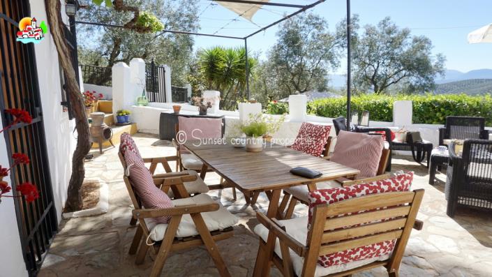 Image No.20-4 Bed Country Property for sale