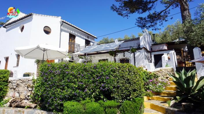 Image No.21-4 Bed Country Property for sale