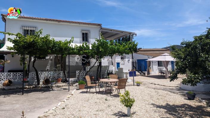 Image No.6-Propriété de pays de 3 chambres à vendre à Algarinejo