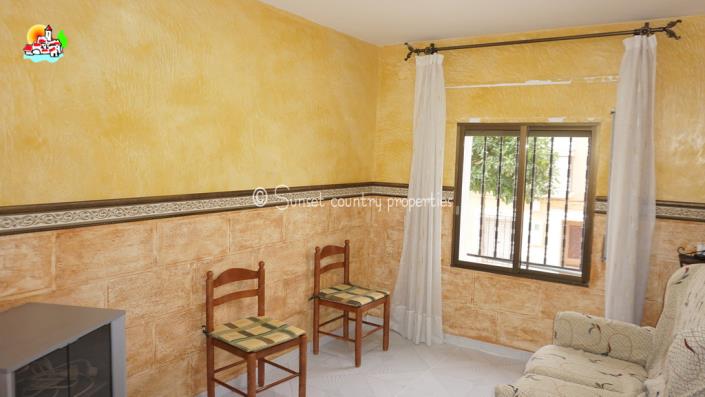 Image No.5-Maison de ville de 5 chambres à vendre à Rute