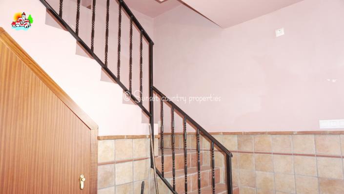 Image No.24-Maison de ville de 5 chambres à vendre à Rute