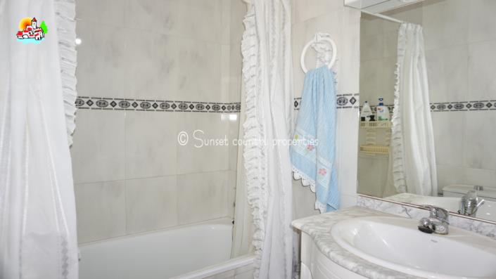 Image No.27-Maison de ville de 5 chambres à vendre à Rute