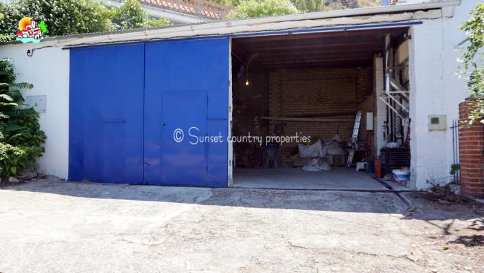 Image No.39-Maison de campagne de 4 chambres à vendre à Iznájar