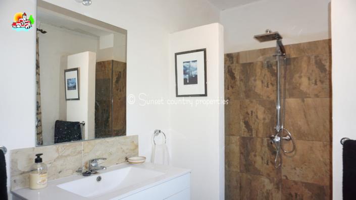 Image No.23-5 Bed Country House for sale