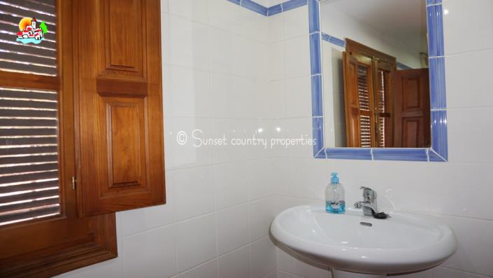 Image No.23-Propriété de pays de 3 chambres à vendre à Rute