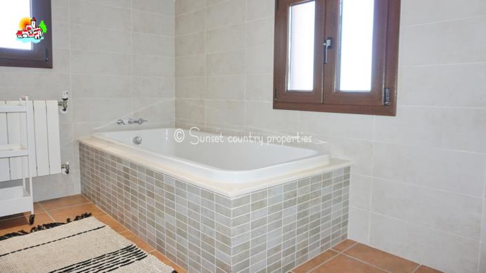 Image No.31-Propriété de pays de 5 chambres à vendre à Iznájar