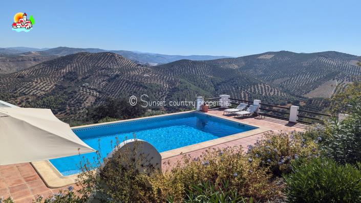 Image No.56-Propriété de pays de 5 chambres à vendre à Iznájar