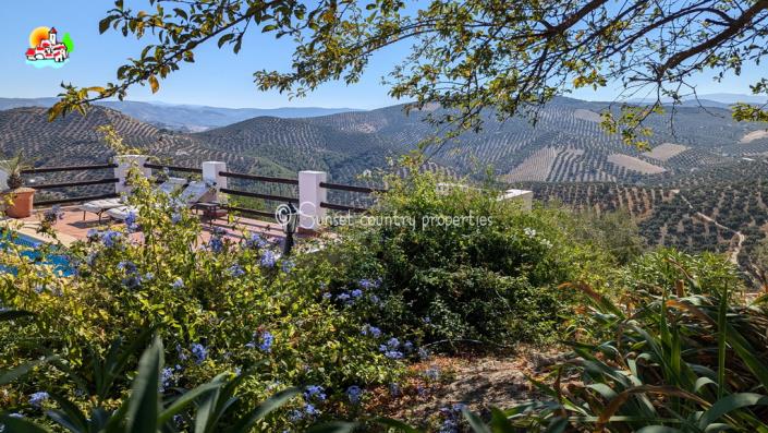 Image No.59-Propriété de pays de 5 chambres à vendre à Iznájar