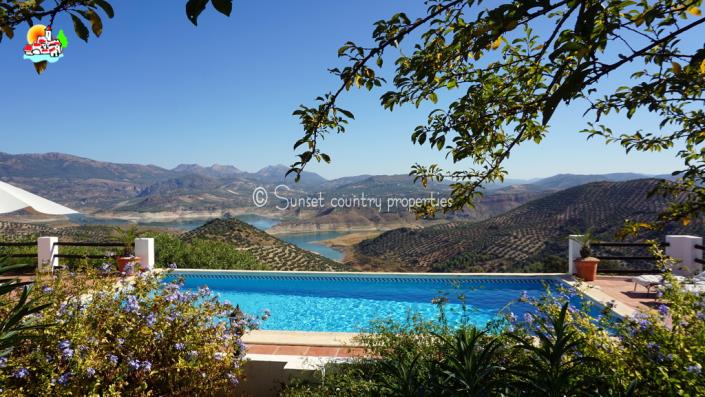 Image No.60-Propriété de pays de 5 chambres à vendre à Iznájar