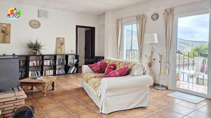 Image No.3-5 Bed Country Property for sale